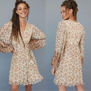 $208 NWT Anthropologie XS Let Me Be Wrap Pleated Balloon Sleeve Dress Paisley